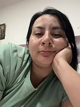 Abril_Luv webcam