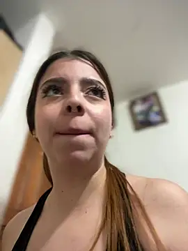 Cloew_Marz webcam