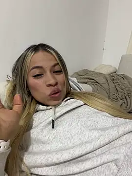 Mia_Rosee1 webcam