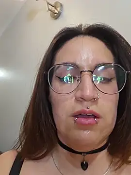 Karengenesisx webcam