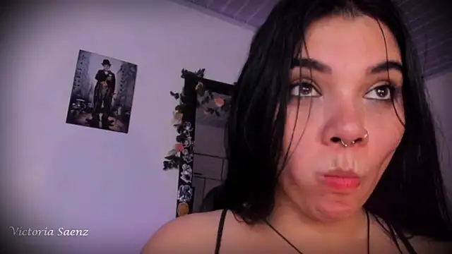 victoriaasaenz_ webcam