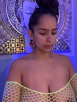 Mau_White webcam