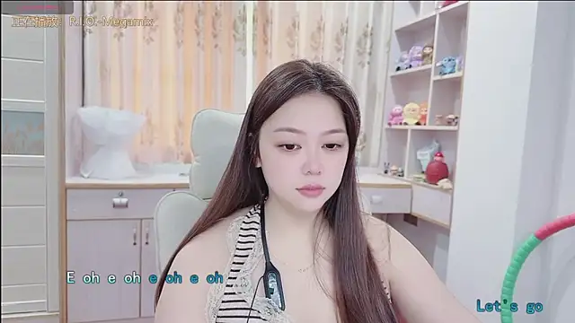 Lcey_66 live sex cam