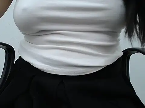 _Lady- webcam