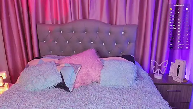 Emiily_Scott1 webcam