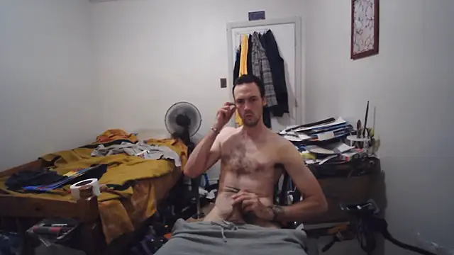 JohnnyMoves webcam