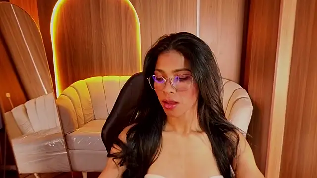 Alina_b_ webcam