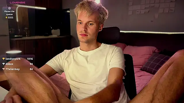Leonnextdoor webcam