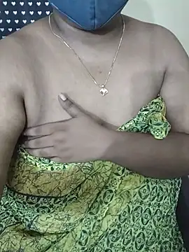 Yoursriya25 webcam