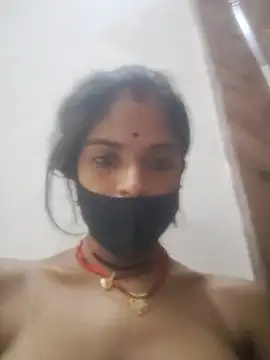 simran_love_143 (F young) - Boobs oil massage बूब्स पर तेल लगाओ