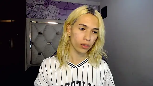 Larry_craft webcam
