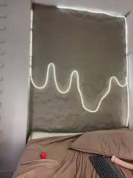 Nia_lobo webcam