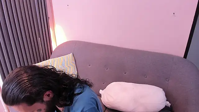Alexx_val webcam
