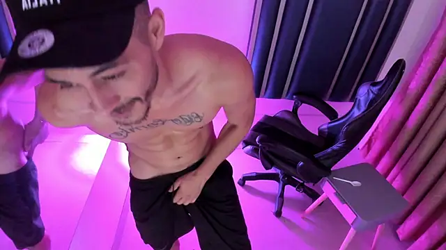 Damiam_23 webcam