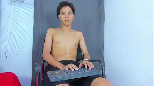 LatinPrince_ webcam