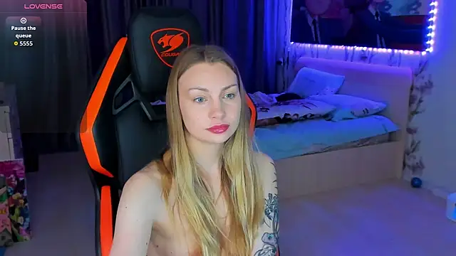 BiMolly webcam