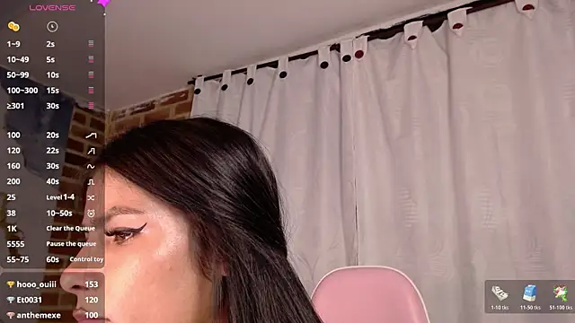 Salome_Cherie webcam