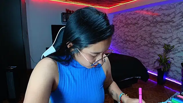 camila_iroose - Camila_IRoose's free webcam - UK Sex Cams