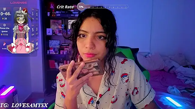 Lovelyamyy webcam