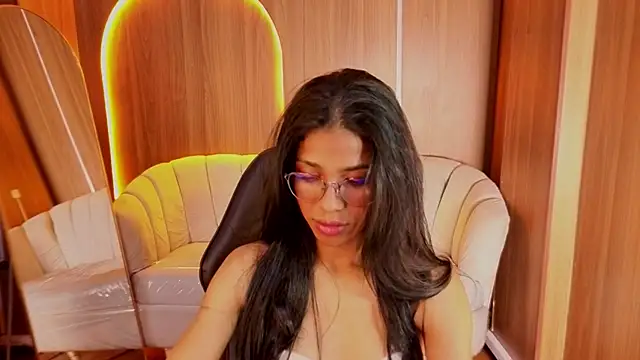 Alina_b_ webcam
