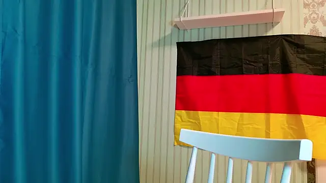 Mikka_Blush webcam