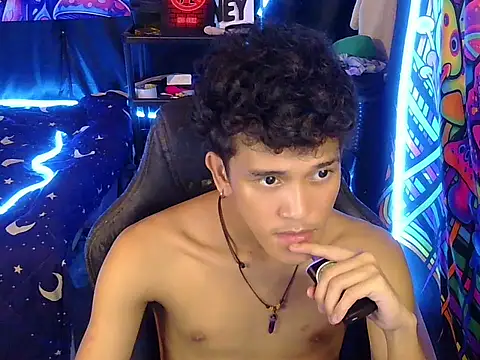 hugekenbigcock webcam