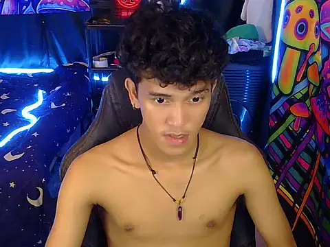hugekenbigcock webcam