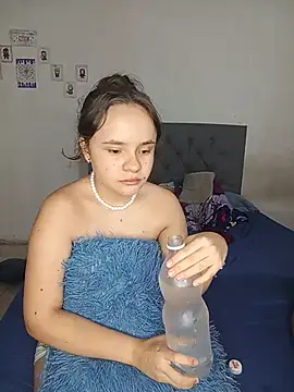 SweetRabbit29 webcam