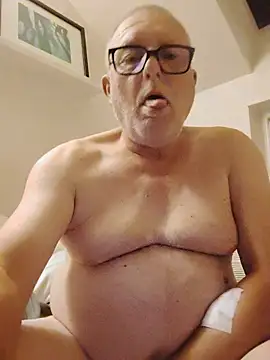 corref - Corref's free webcam - UK Sex Cams
