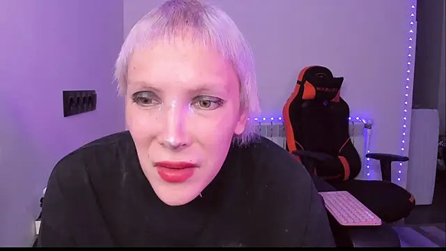 Модель: Lyricca