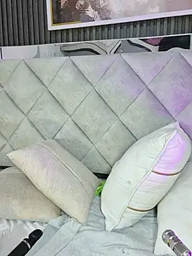 Sara_Chanel_
