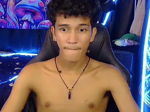 hugekenbigcock webcam