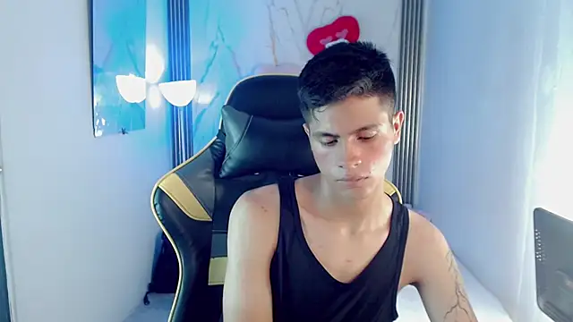 Ascii_one live cam on StripChat