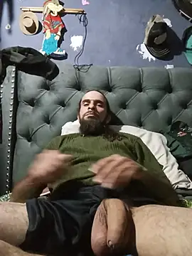 hairy_mannn webcam