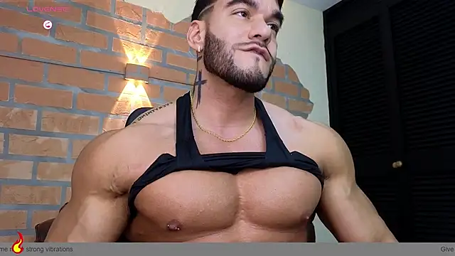 zac_levis_ live cam on StripChat