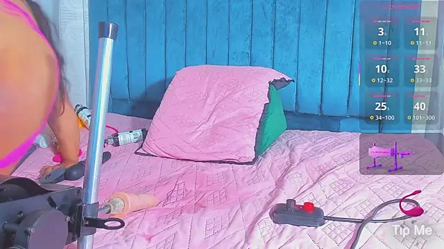 sarayhorny69 webcam