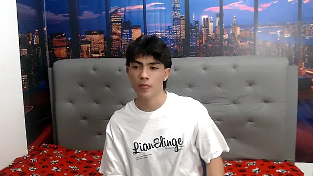 RomeoMillerr webcam