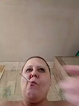 Linda070481 webcam