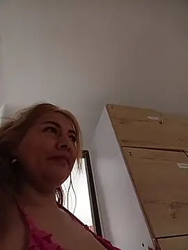 victoria_milf_x webcam