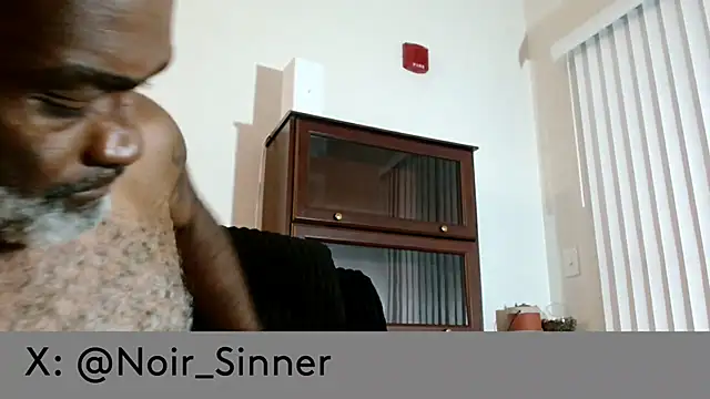 sinnernoir (M mature) - naked