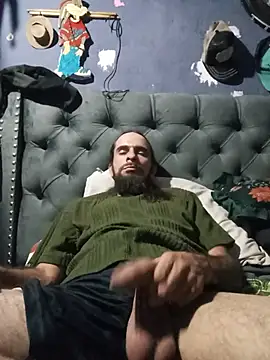 hairy_mannn webcam