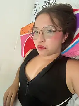 AliciaWhite_nt webcam