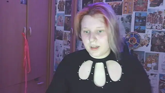 FoxPlayXX webcam
