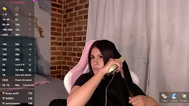 Salome_Cherie webcam