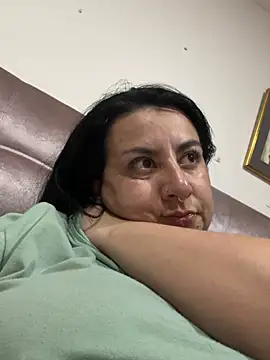 Abril_Luv webcam