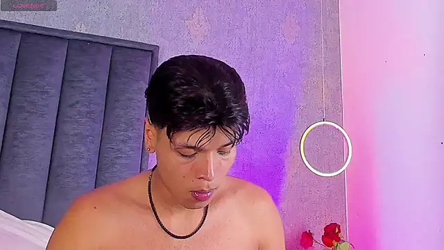 Alejandroo_Montenegro webcam