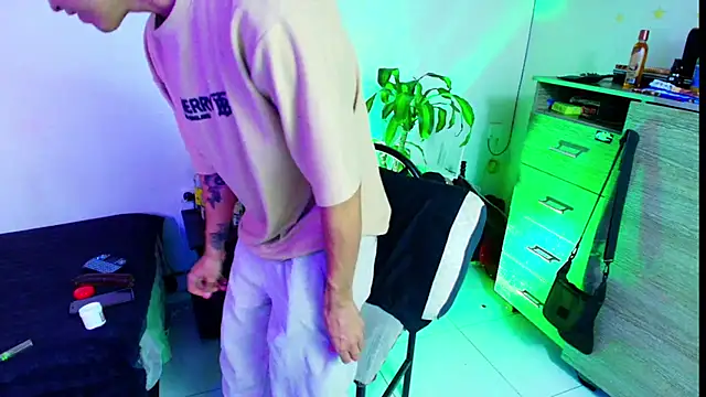 tiancam (M twink) - cum shot tian
