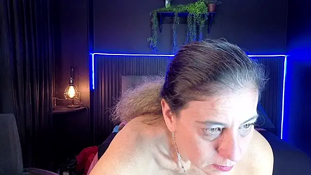 sasi_luna webcam