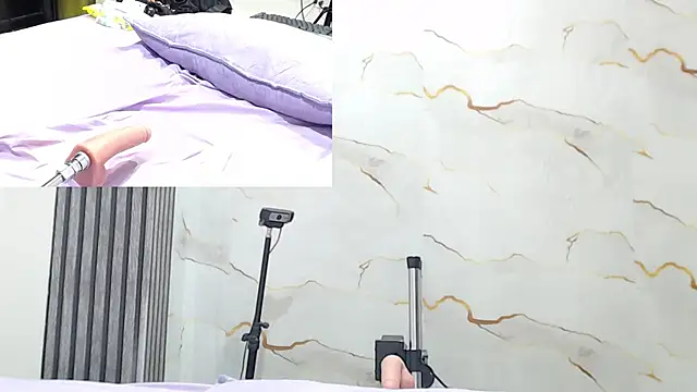 Emma_trons_ webcam