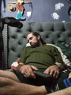 hairy_mannn webcam